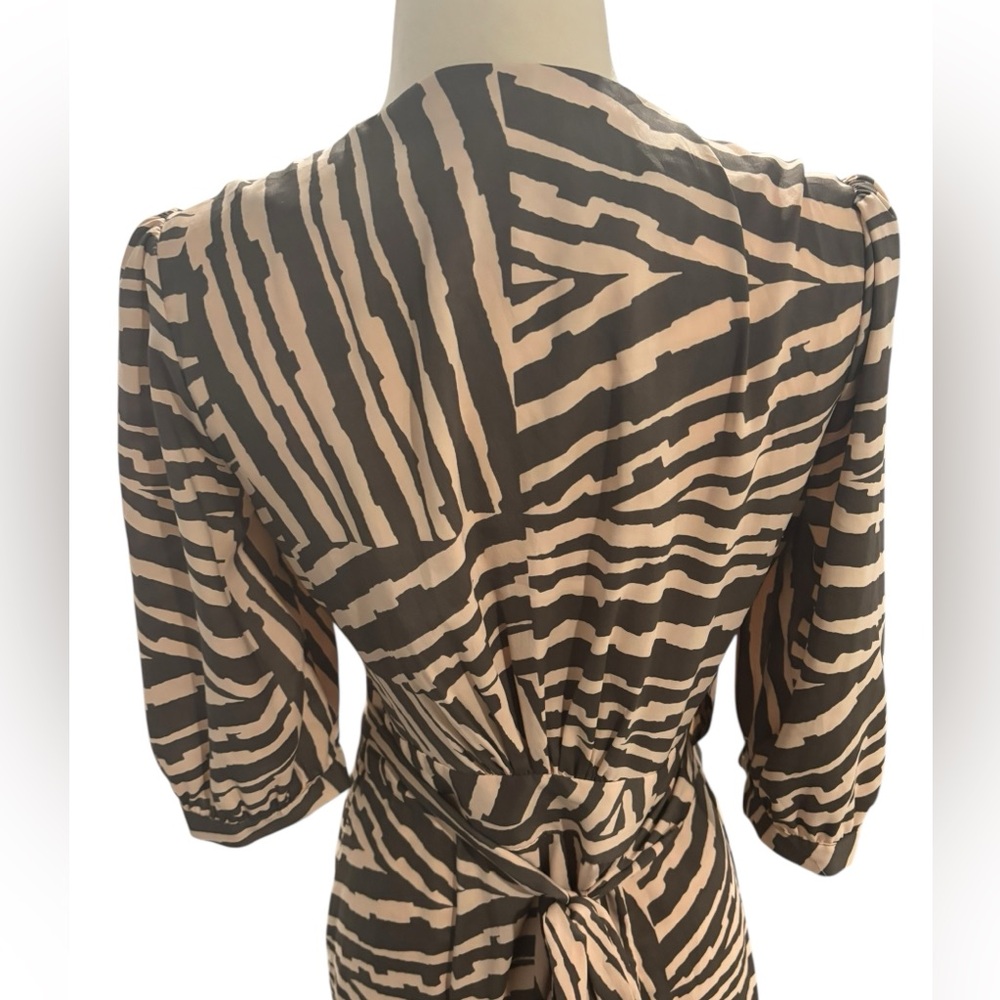 NWT Banana Republic Pink/Brown Zebra Print Wrap Dress-size 6 - Picture 4 of 8